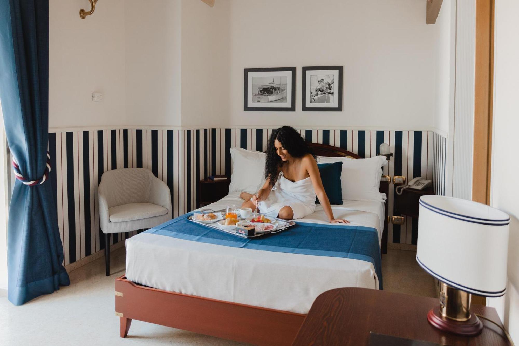 Corte Di Nettuno - Cdshotels Otranto Luaran gambar